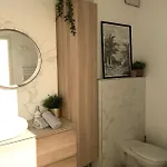 Διαμέρισμα Best Downtown Apartman *
