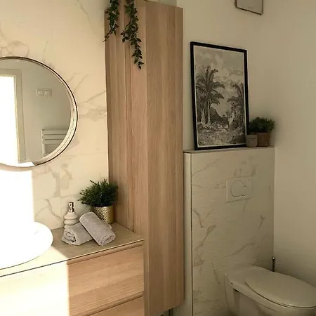 דירה Best Downtown Apartman *