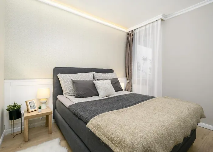 Lägenhet Best Downtown Apartman
